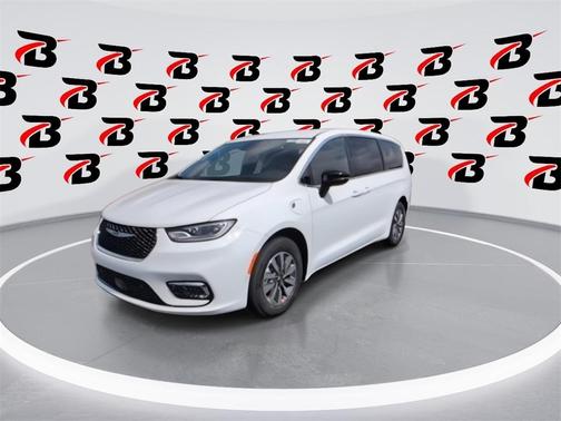 2025 Chrysler Pacifica Hybrid Select