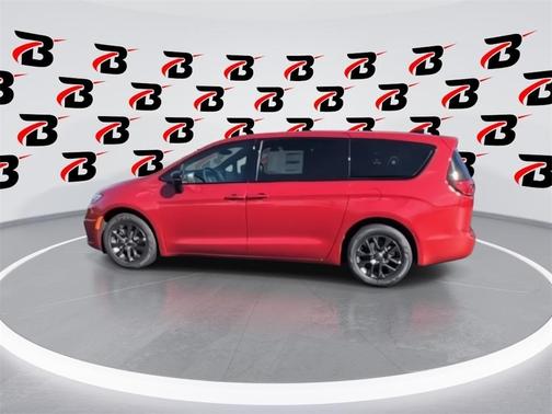 2026 Chrysler Pacifica Hybrid Select