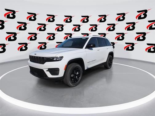 2025 Jeep Grand Cherokee Laredo