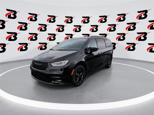2025 Chrysler Pacifica Hybrid Select