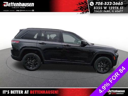 Diamond Black 2026 Jeep Grand Cherokee Laredo