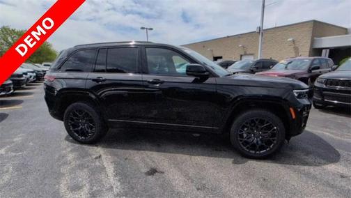 2025 Jeep Grand Cherokee Summit