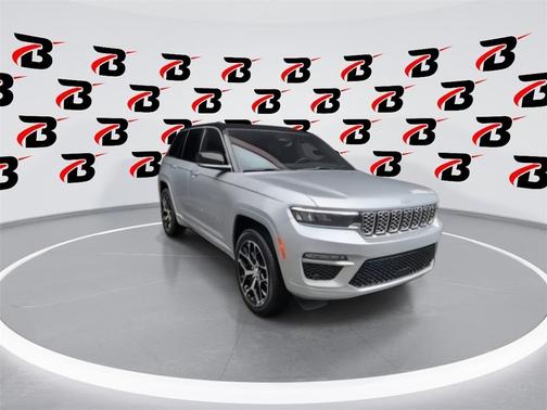 2025 Jeep Grand Cherokee Summit