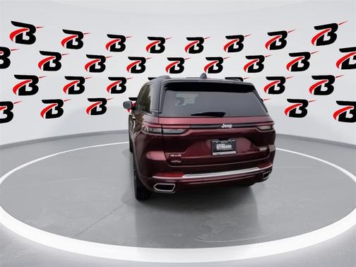 2025 Jeep Grand Cherokee Summit