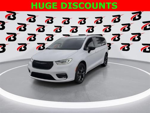 2026 Chrysler Pacifica Limited