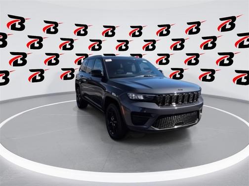 2025 Jeep Grand Cherokee Laredo