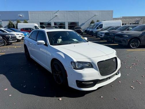 2023 Chrysler 300 
