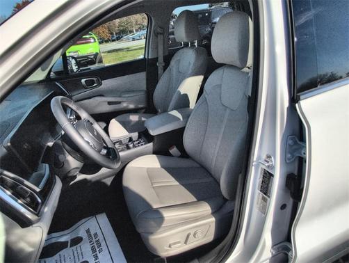 2024 Kia Sorento EX