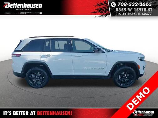 2025 Jeep Grand Cherokee Laredo