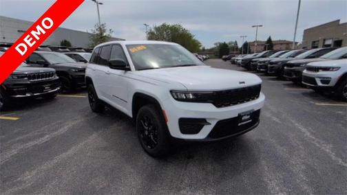 2025 Jeep Grand Cherokee Laredo