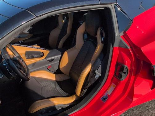 2021 Chevrolet Corvette Stingray w/3LT