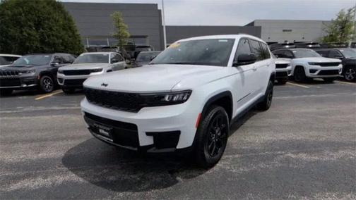 2025 Jeep Grand Cherokee L Laredo