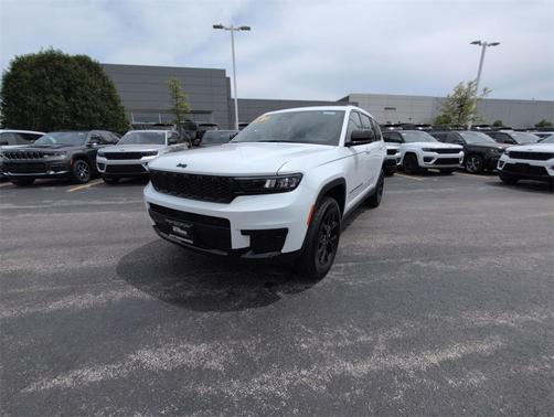 2025 Jeep Grand Cherokee L Laredo