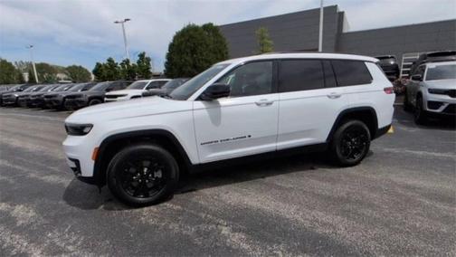 2025 Jeep Grand Cherokee L Laredo