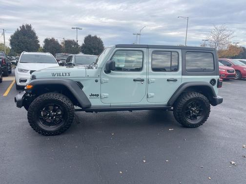 2024 Jeep Wrangler Sport