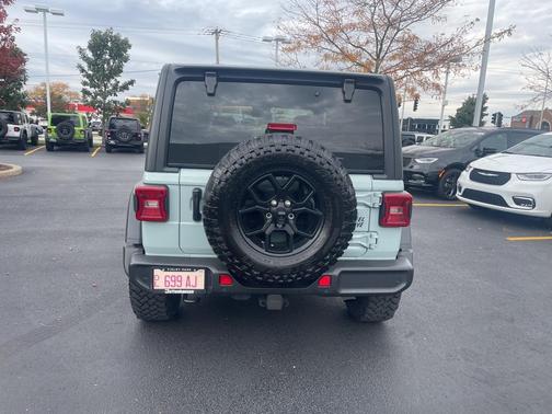 2024 Jeep Wrangler Sport