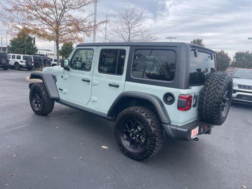 2024 Jeep Wrangler Sport