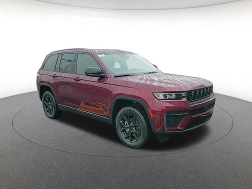 2026 Jeep Grand Cherokee Laredo