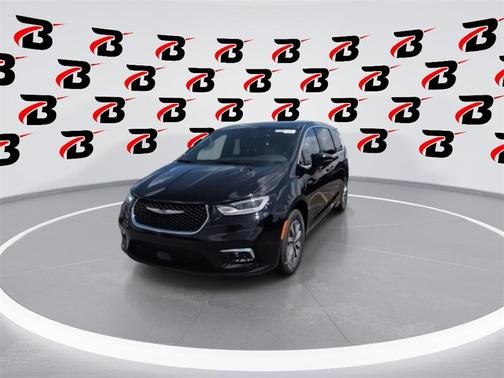 2025 Chrysler Pacifica Hybrid Select