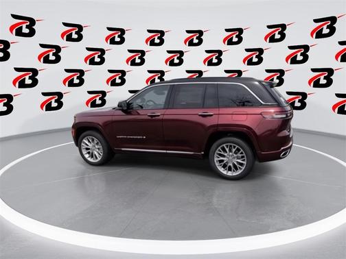 2025 Jeep Grand Cherokee Summit