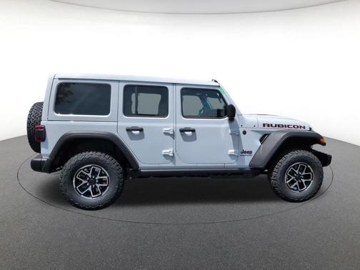 Bright White Clearcoat 2026 Jeep Wrangler Rubicon