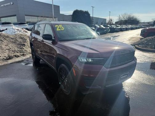 2025 Jeep Grand Cherokee L Laredo