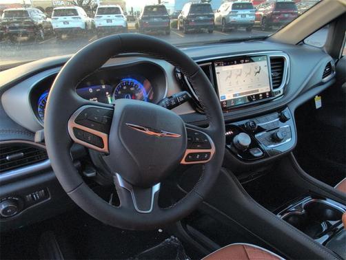 2026 Chrysler Pacifica Pinnacle