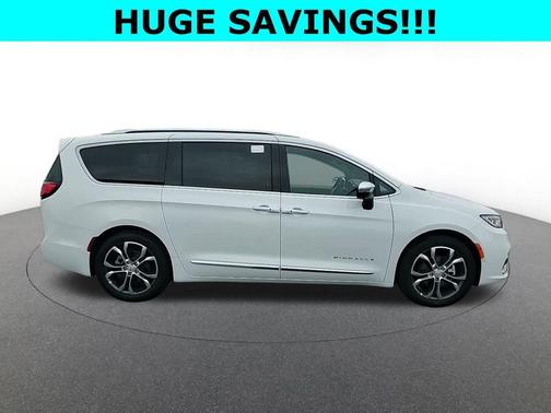 2026 Chrysler Pacifica Pinnacle