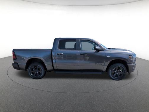 Granite Crystal Clearcoat Metallic 2026 RAM 1500 Express