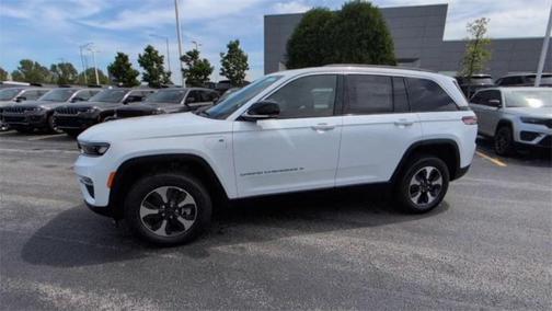 2025 Jeep Grand Cherokee 4xe Base