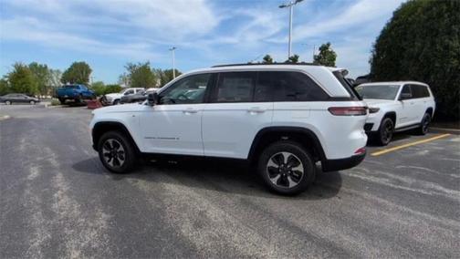 2025 Jeep Grand Cherokee 4xe Base