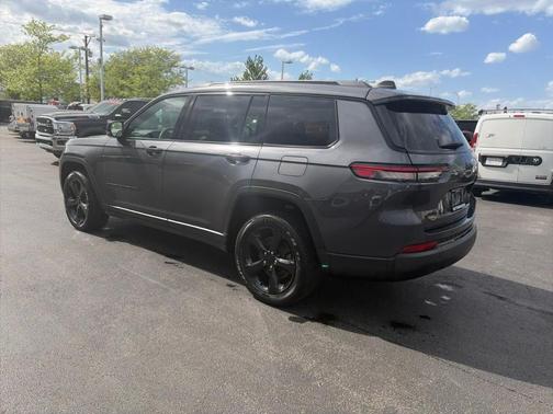 Metallic 2023 Jeep Grand Cherokee L Laredo
