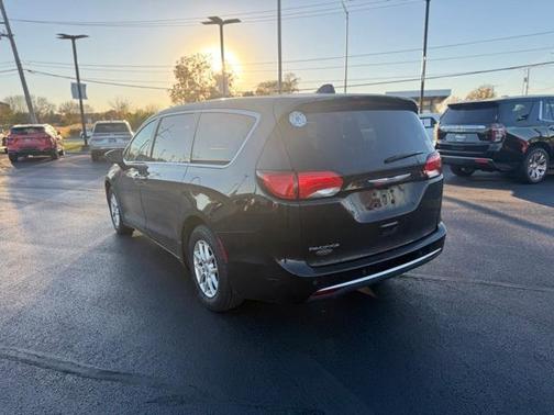 2020 Chrysler Pacifica Touring