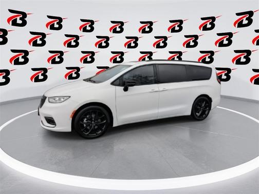 2025 Chrysler Pacifica Limited