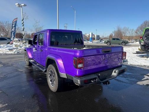 2021 Jeep Gladiator Overland