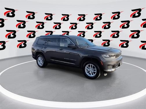 2022 Jeep Grand Cherokee L Laredo