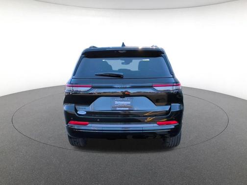 Diamond Black 2026 Jeep Grand Cherokee Limited