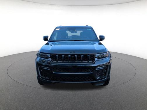 Diamond Black 2026 Jeep Grand Cherokee Limited