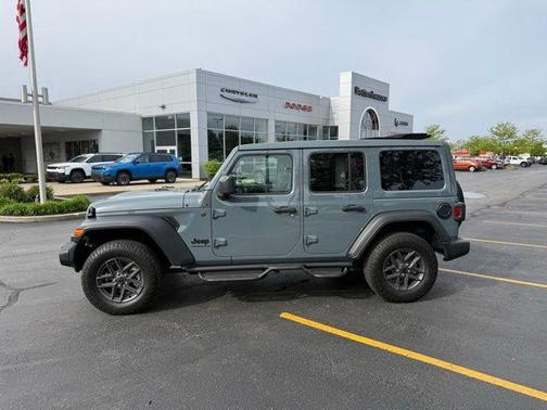 Anvil Clearcoat 2025 Jeep Wrangler Sport