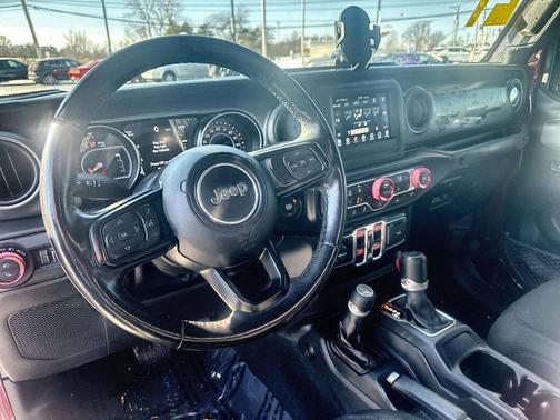 2021 Jeep Gladiator Sport