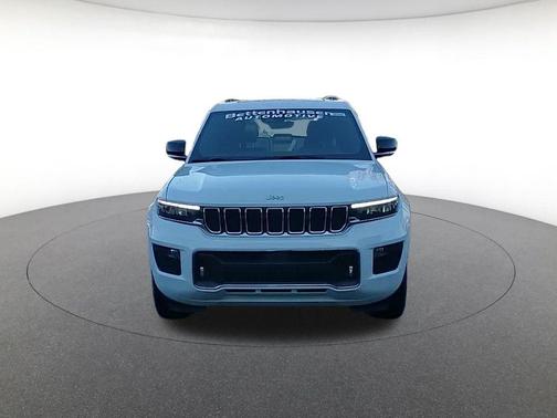 2025 Jeep Grand Cherokee Overland