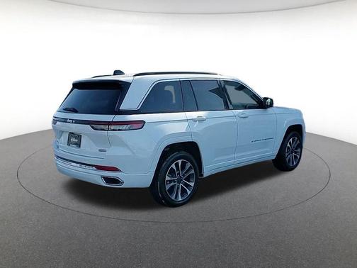 2025 Jeep Grand Cherokee Overland