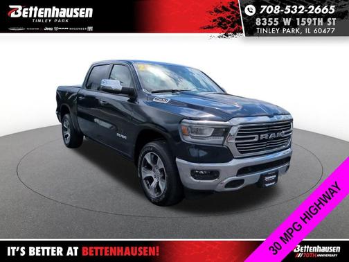 Patriot Blue Pearlcoat 2023 RAM 1500 Laramie