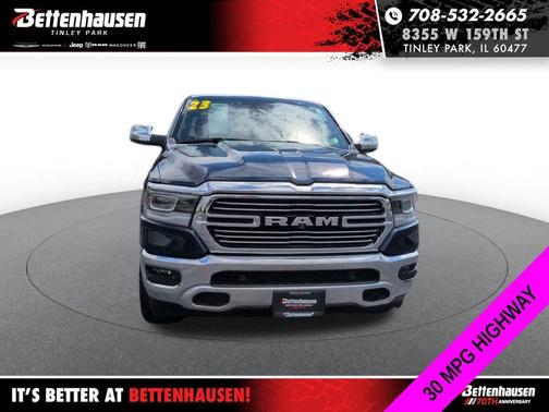 Patriot Blue Pearlcoat 2023 RAM 1500 Laramie