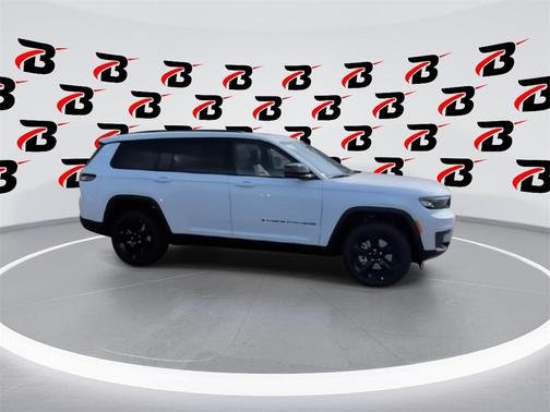 2025 Jeep Grand Cherokee L Laredo