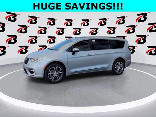 2026 Chrysler Pacifica Pinnacle