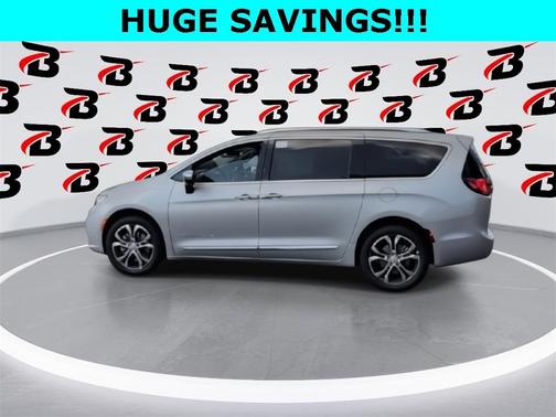 2026 Chrysler Pacifica Pinnacle