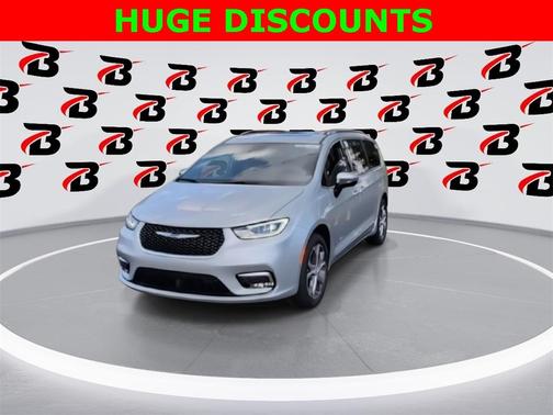 2026 Chrysler Pacifica Pinnacle