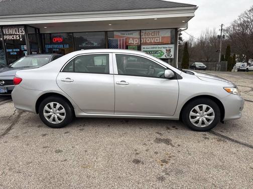 2010 Toyota Corolla LE