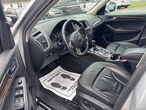 2011 Audi Q5 Premium Plus